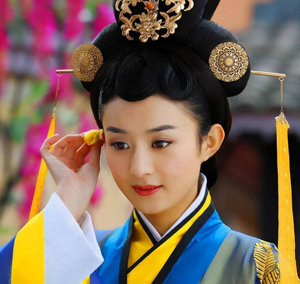 原创从新版红楼梦走出的花旦们杨幂赵丽颖不算啥她低调得你记不起