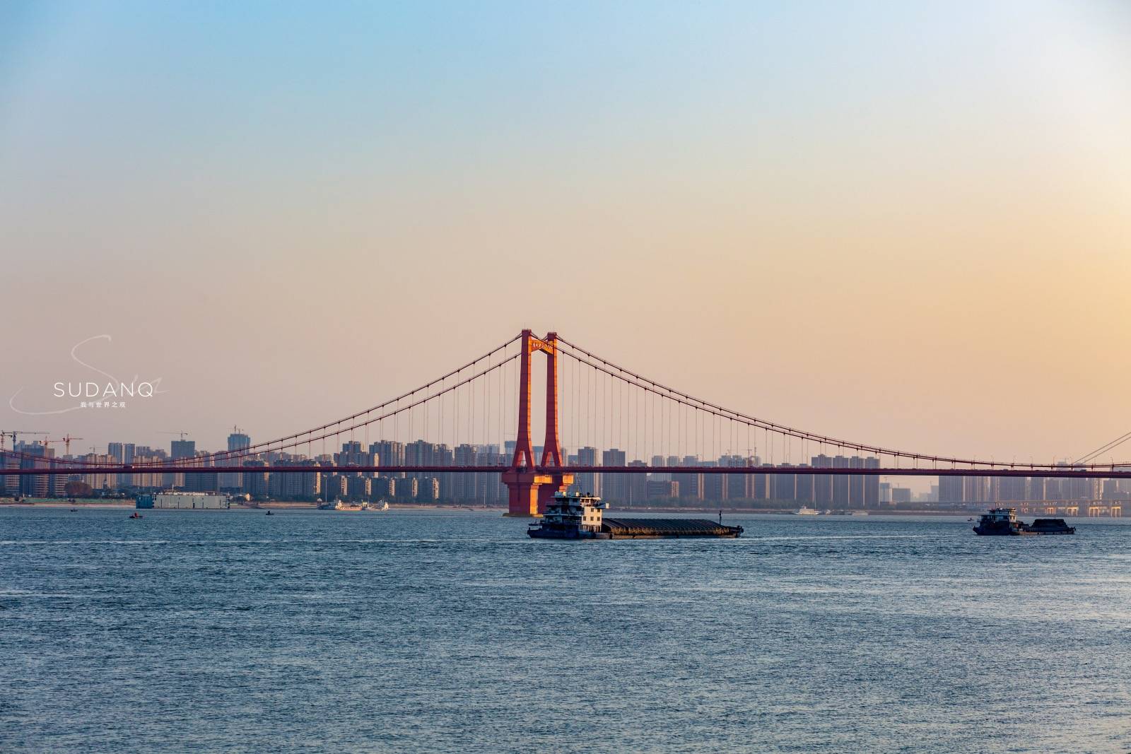 武汉人的脾气怎么那么大这座与水结缘的城市码头文化十分辉煌