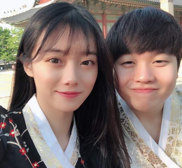 和女朋友一起玩lol好不好?rookie一番话说出了实情