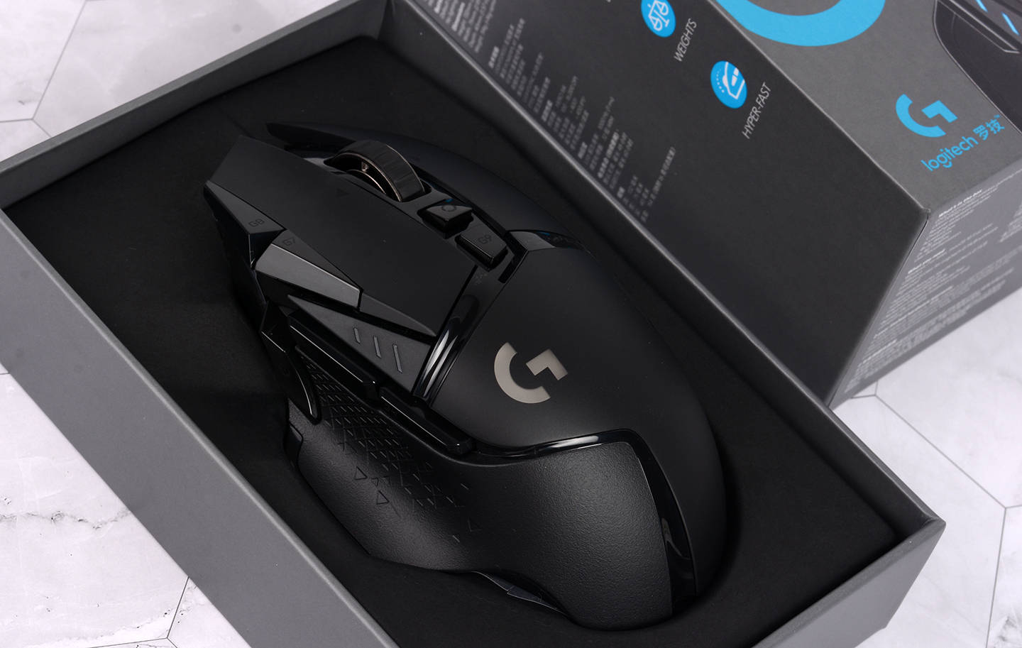 蓝buff加成游戏体验更精彩罗技g502无线鼠标上手简评