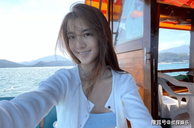 林峯前女友吴千语晒出海美照,穿泳装大秀好身材,蛮腰长腿超养眼_pose