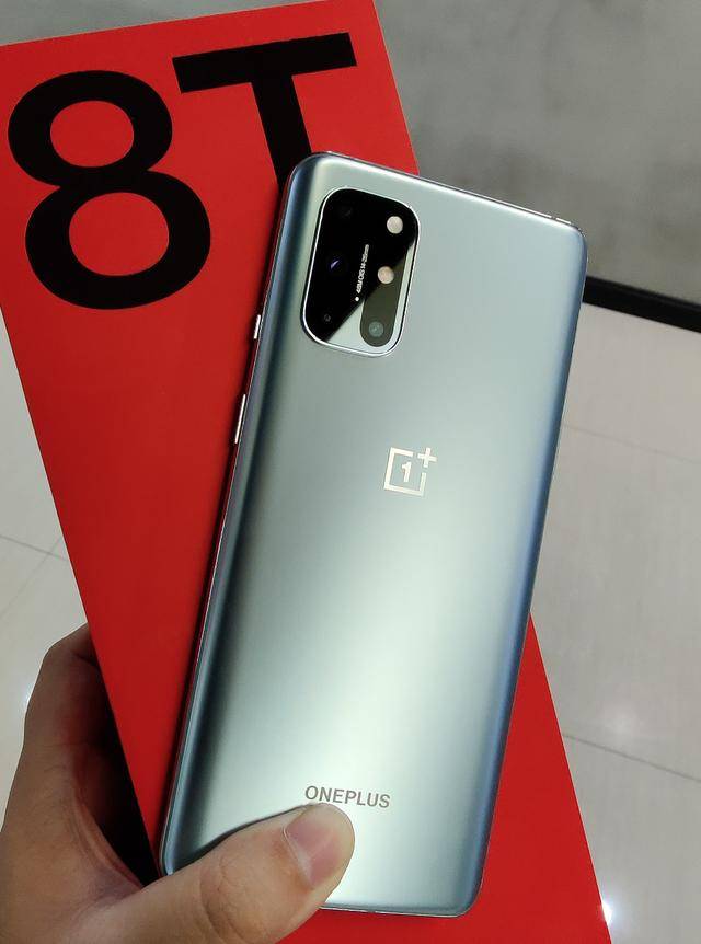 劳民伤财抢到的一加8t体验究竟如何这篇文章告诉你