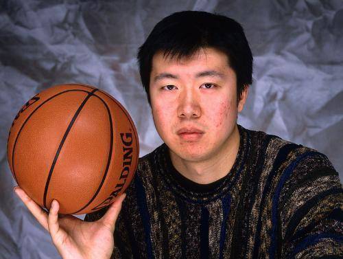 14年cba生涯王治郅一共从八一男篮赚到了多少薪水呢