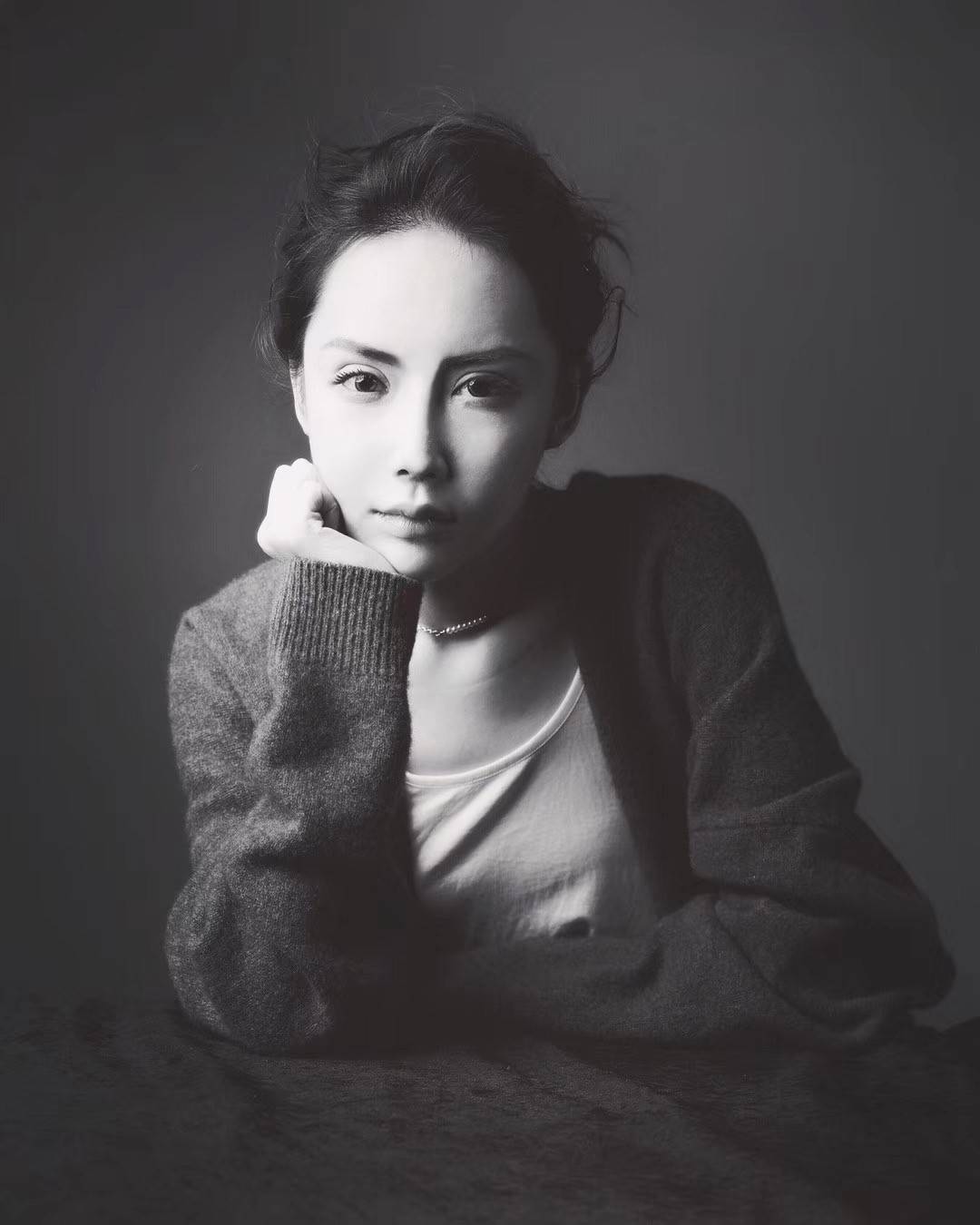 徐可:泰戈尔,董明珠校友,吃泡面逆袭的95后霸道女总裁