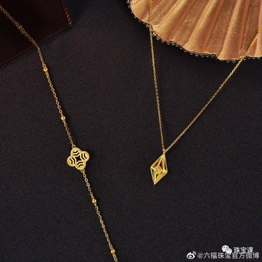 國內珠寶品牌為什么都姓周？