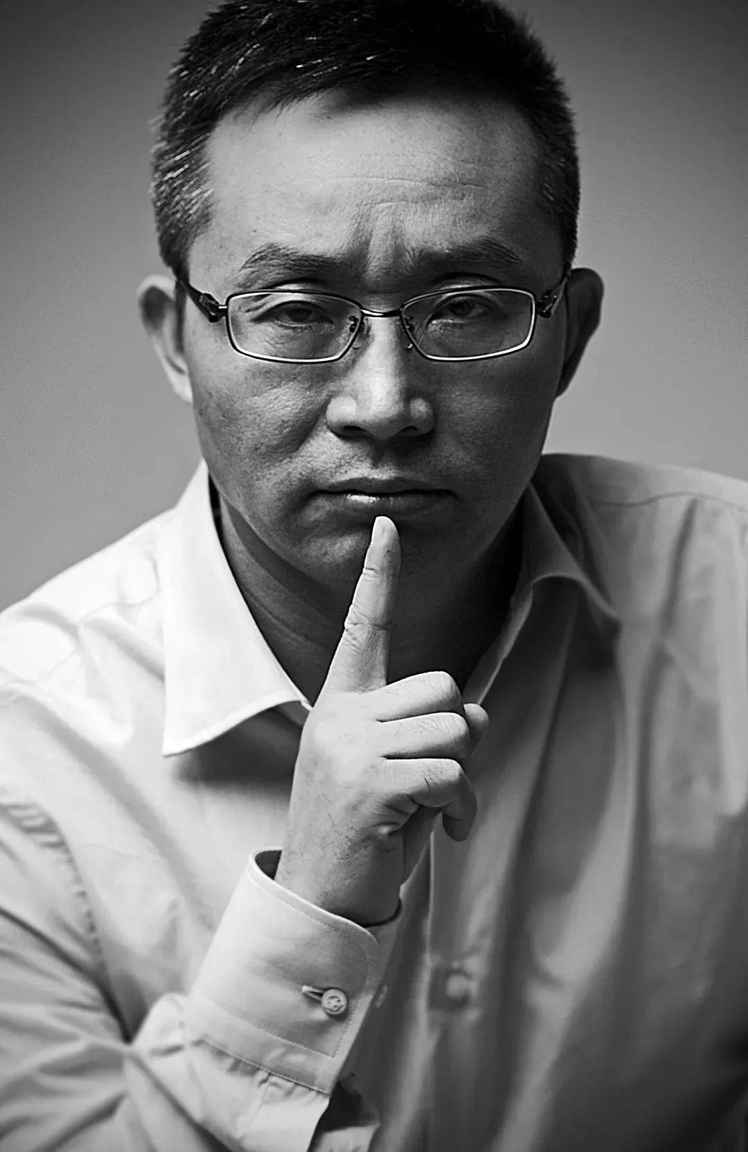 东西:故乡的伤害成就作家|名家谈创作