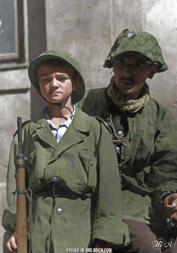 历史老照片1944年的华沙起义