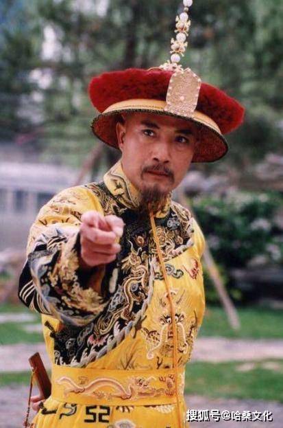 谁演的乾隆皇帝最像?