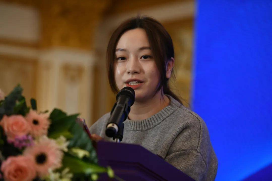 副秘书长兼会员部部长王正荣,成都名优供需联盟秘书长张丽,成都机械