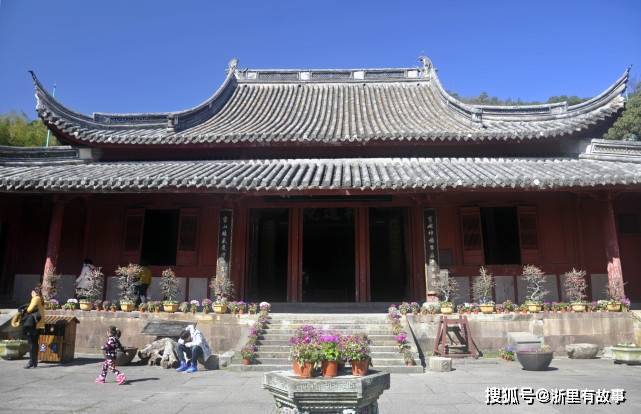 原創寧波這座千年古剎寺廟中並沒有佛像和僧侶卻一直遊客爆滿