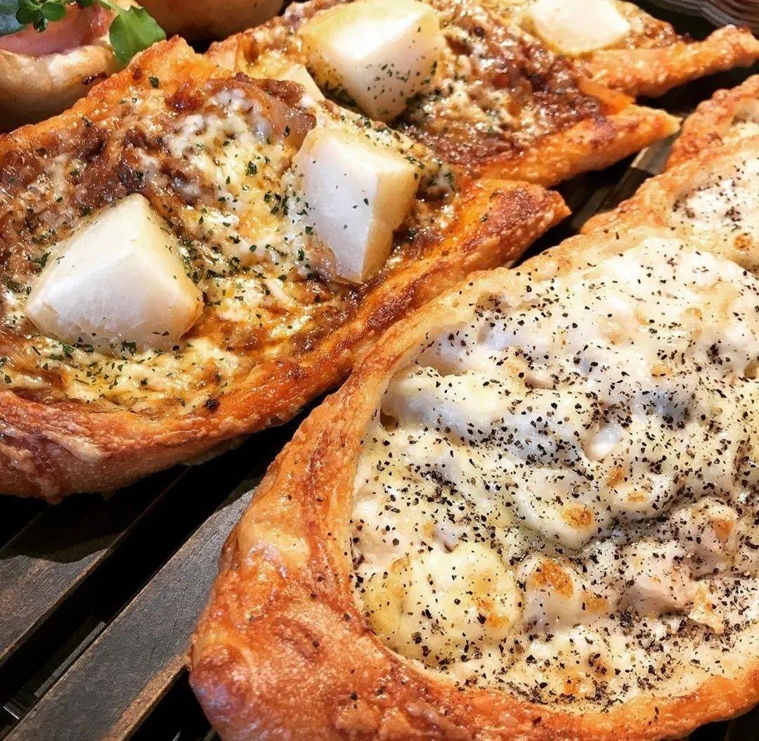 ("老长秘制小汉堡"——虾排搭配塔塔酱) 塔塔酱(tartar sauce),日语