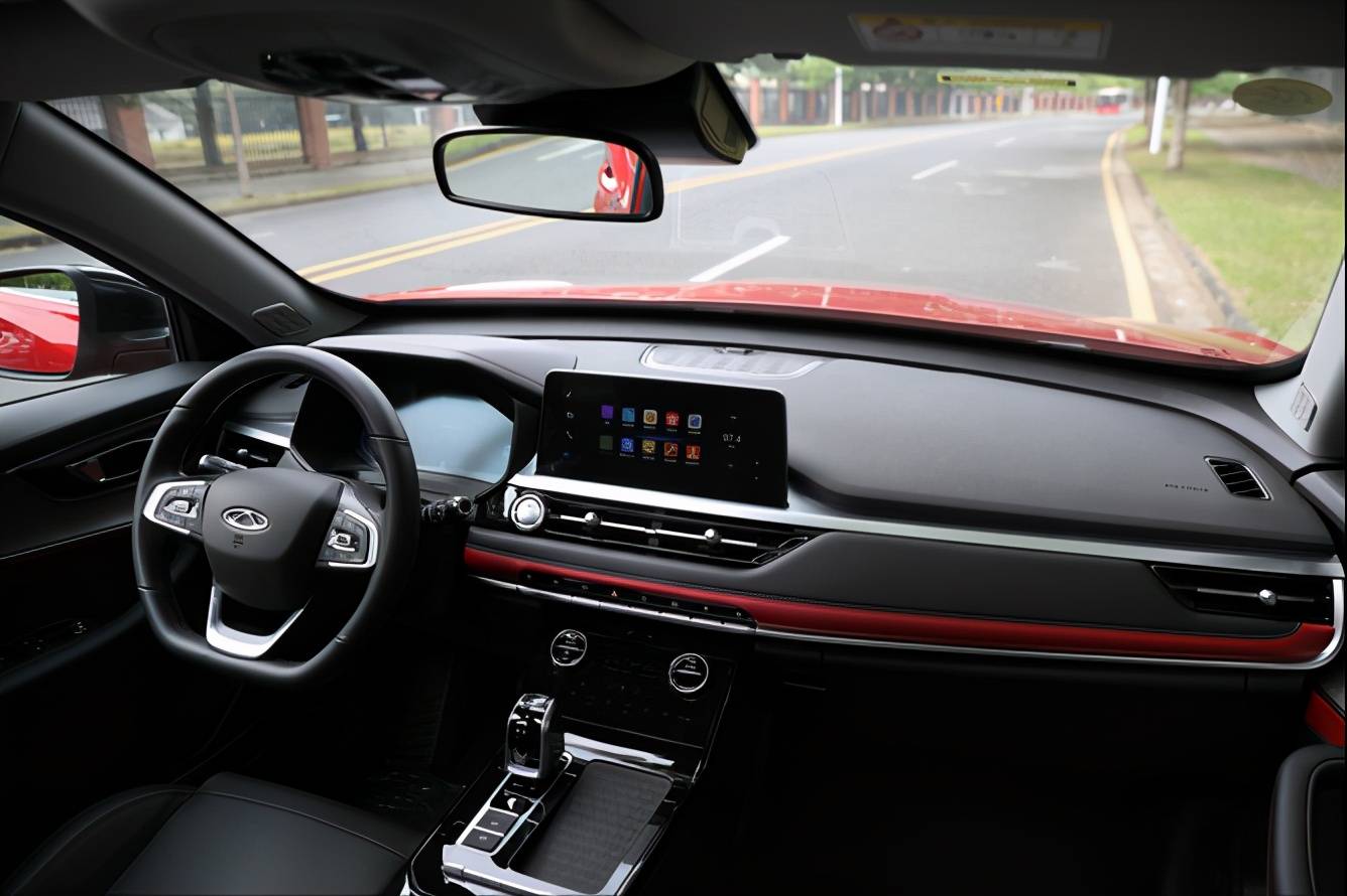 全新一代瑞虎7神行版智鉴创新之城带你领略深圳速度