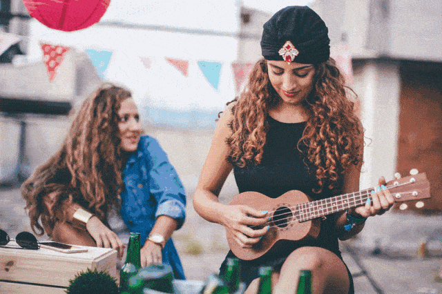 还是热辣性感的夏威夷草裙舞?