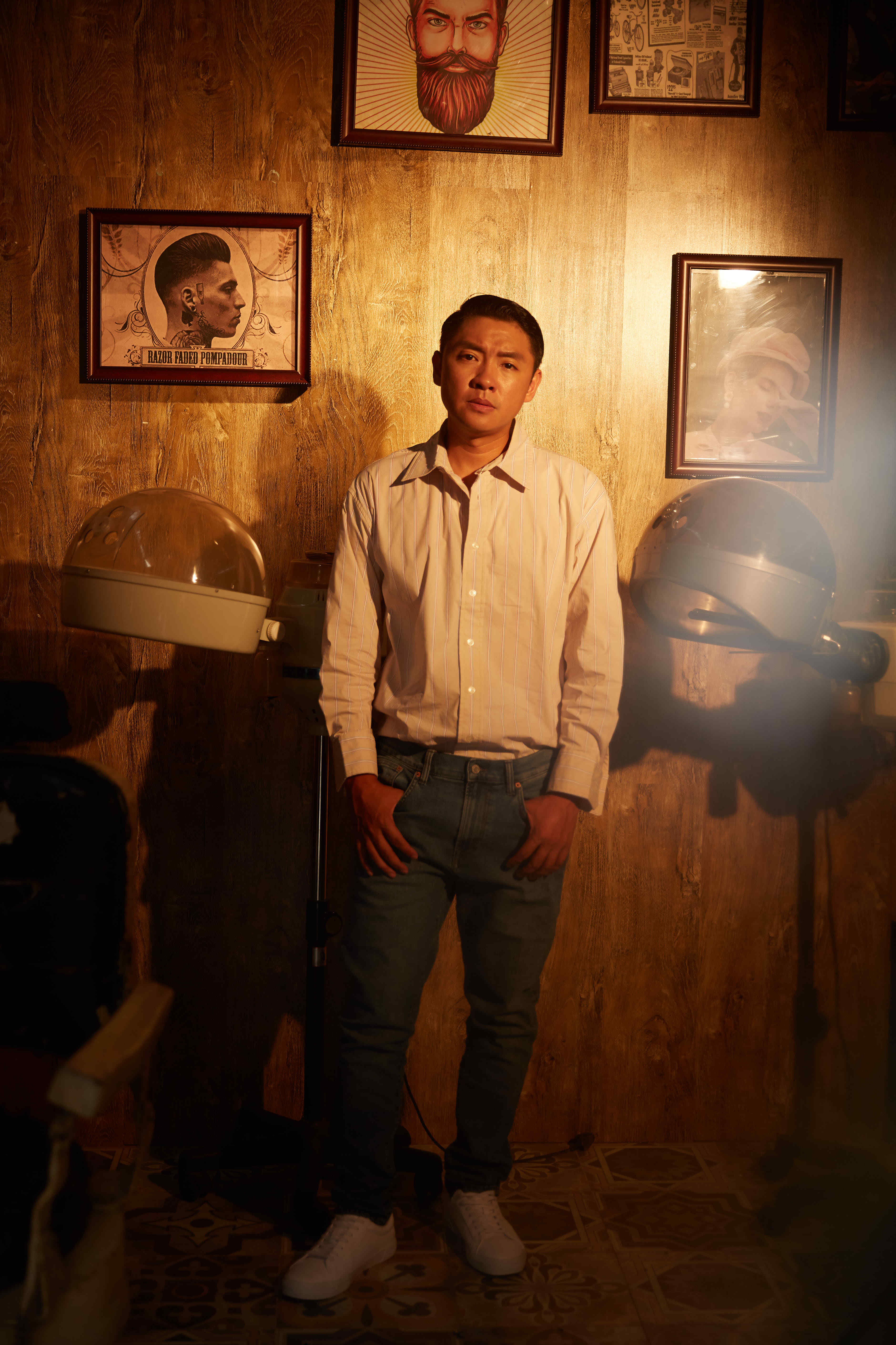 高郡伟携手《古村情》,演绎真实扶贫故事,谱写感人赞歌.