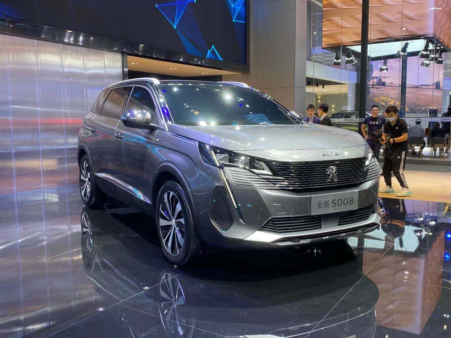 2020广州车展法式7座再升级东风标致新款5008亮相