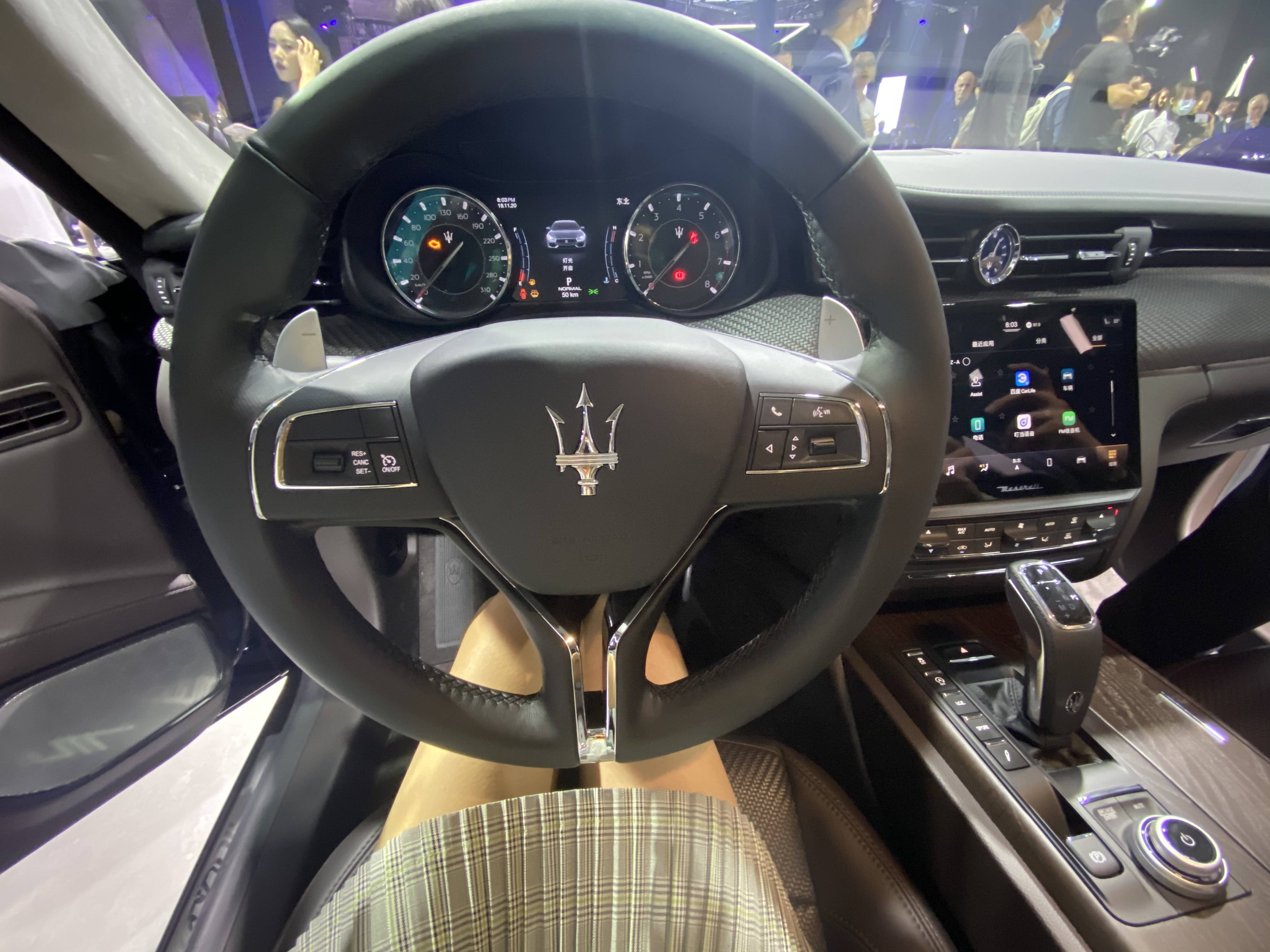 玛莎拉蒂全新家族上市,mc20绝尘黄首发亮相