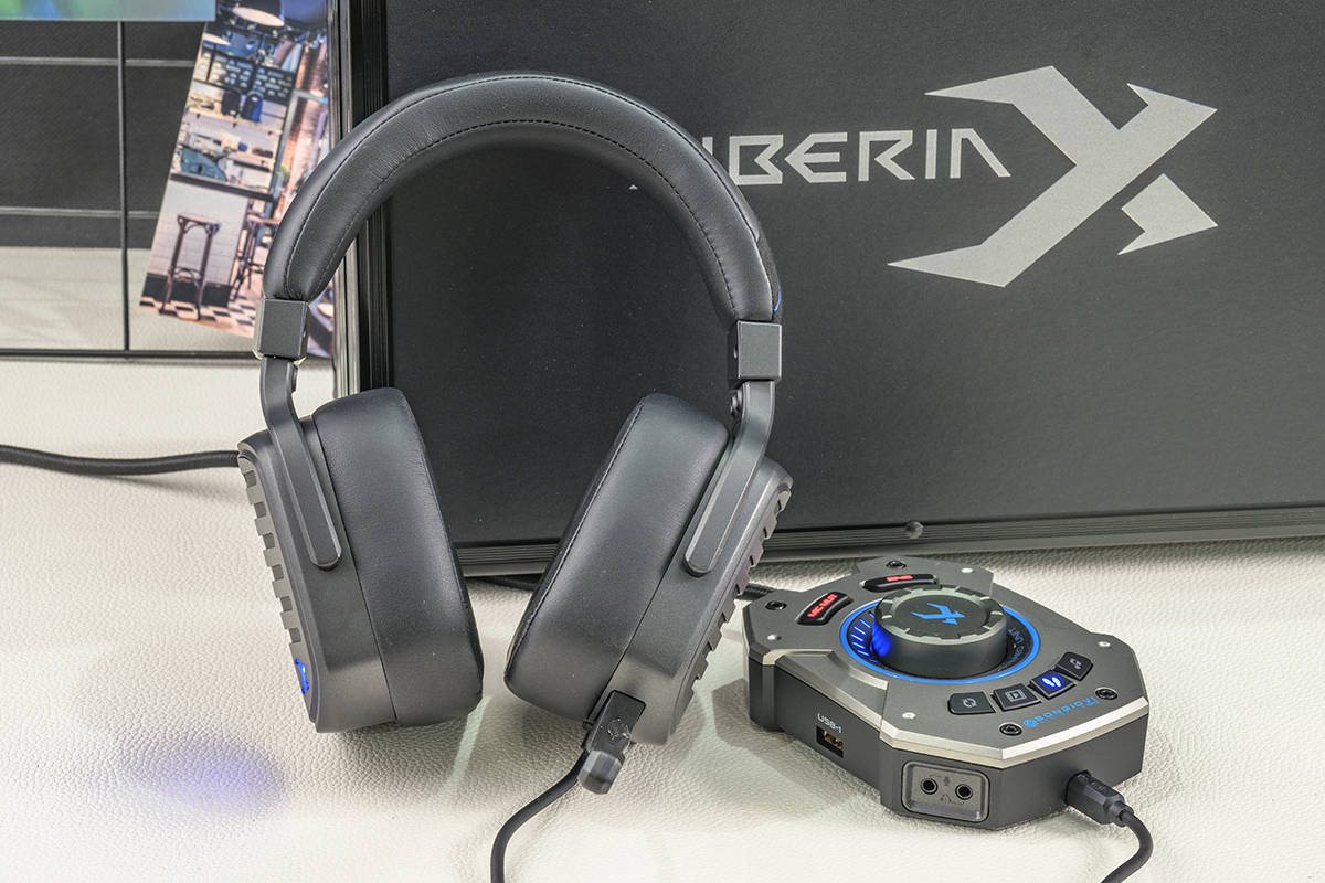 原创可盐可甜一机四模游戏耳机通才西伯利亚t20