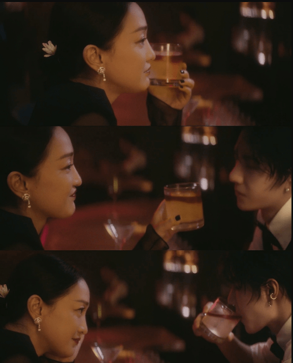 王一博和周迅晚宴现场互动好可爱调酒师的抿嘴微笑太纯情了