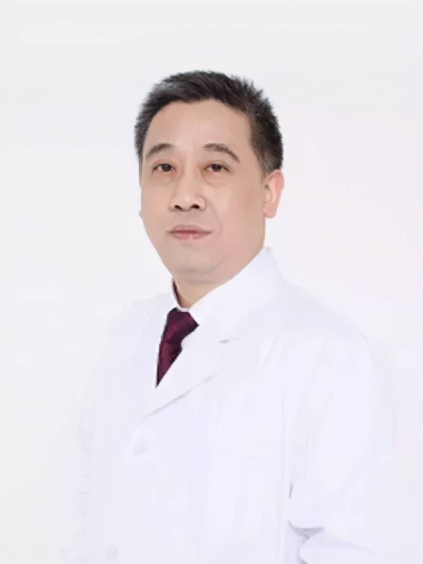 博士徐州市矿山医院副院长师从我国著名心血管病外科专家许建屏教授