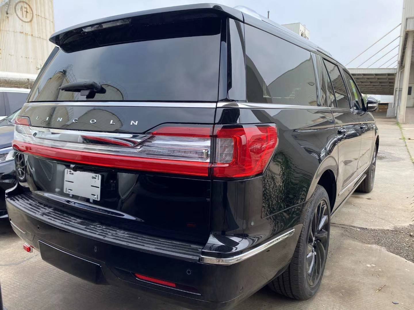 2020款林肯领航员新行情气质风范时尚体验