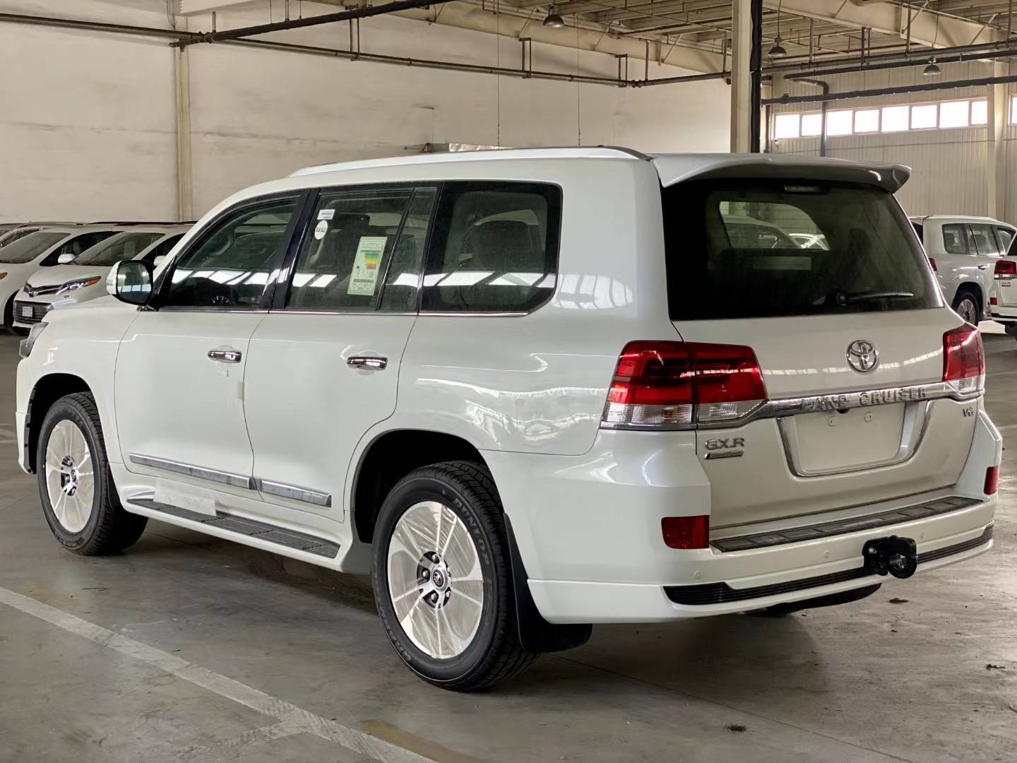 20款中东丰田酷路泽4000四驱系统动力强劲