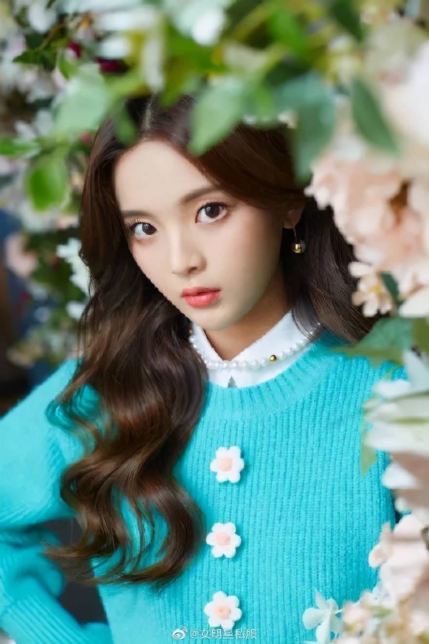 周扬青未p生图也太虐了脖子短到没边了这造型真的一言难尽