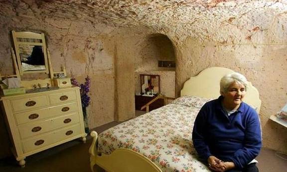 神秘"的小镇,明明有数千人口,却没法在地面找到它,它的名字叫库伯佩迪