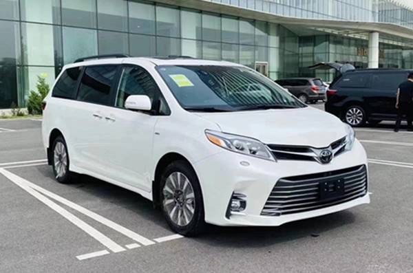 2020款丰田塞纳商务旗舰家族设计手续随车