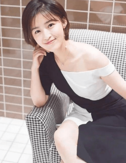 原创前央视主持杨茗茗20岁进入央视却因睡觉毁了自己的当红前程