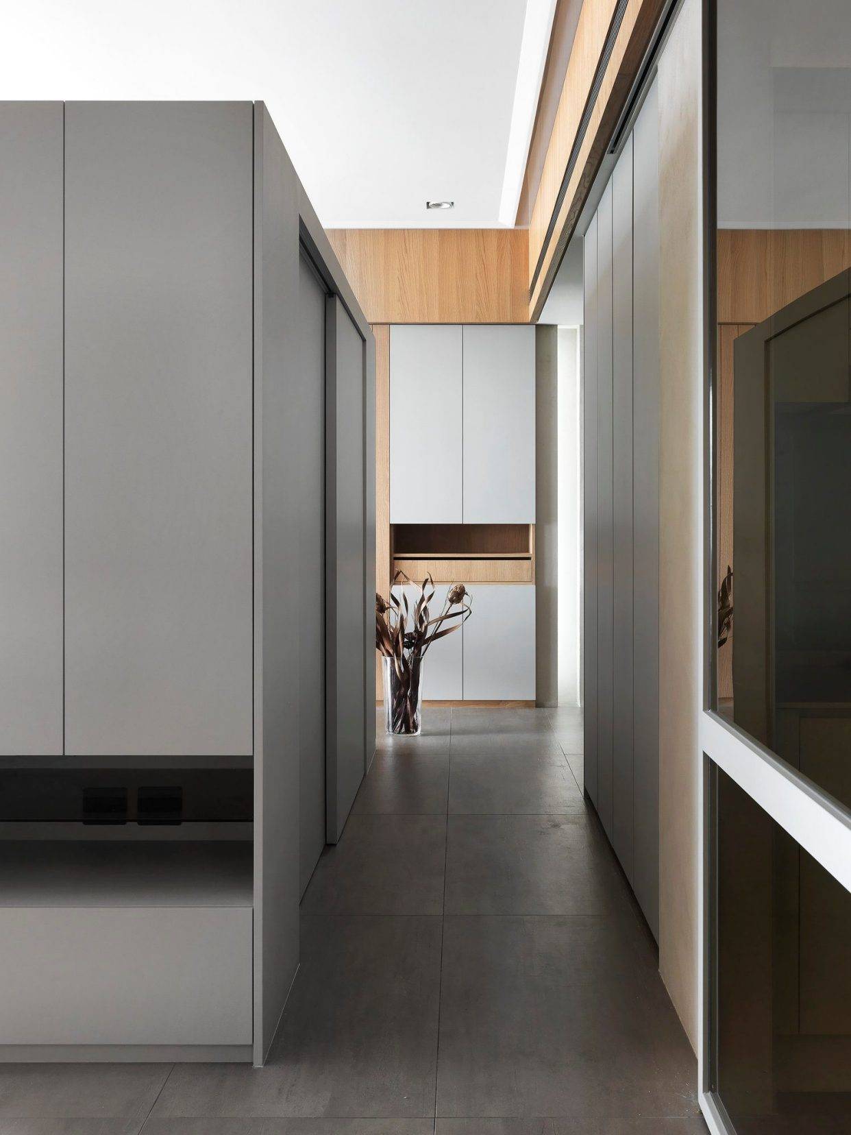 成都装修设计160㎡现代风全屋护墙板简洁明朗十年不过时