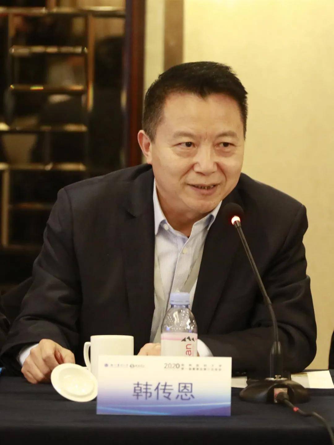 徐鸣讲话.他表示,2020年是极不平凡