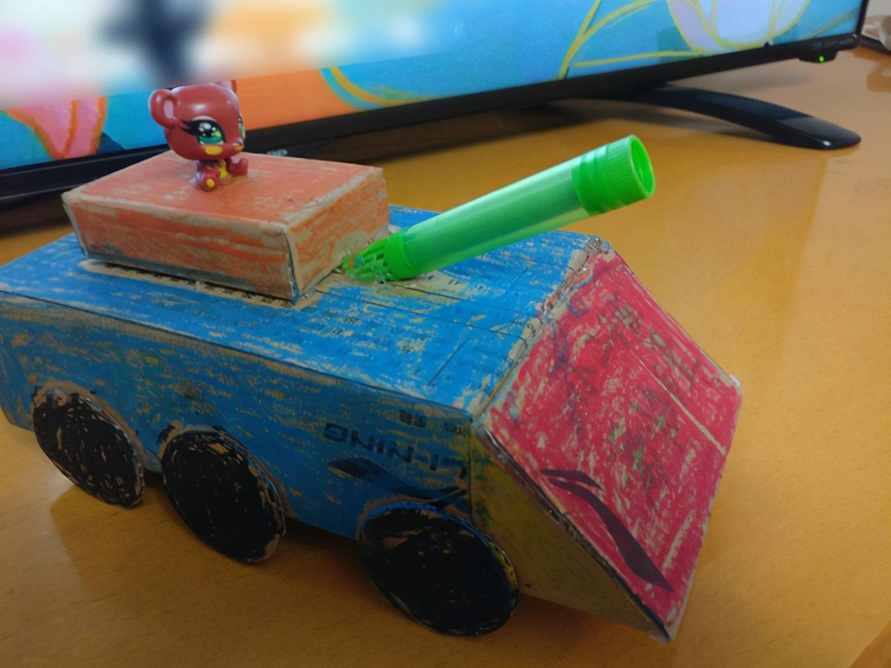 宝妈深夜吐槽幼儿园,三天一手工还要排名,忙得团团转_手机搜狐网