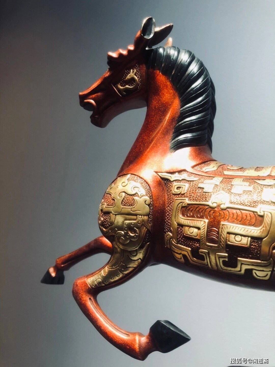 国宝级文物复刻,马踏飞燕,铜鎏金家居摆件