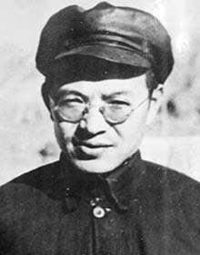 遵义会议后洛甫取代博古成为总负责为何后来三次主动让贤