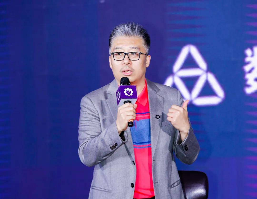 彭臻(leia总裁兼cto)