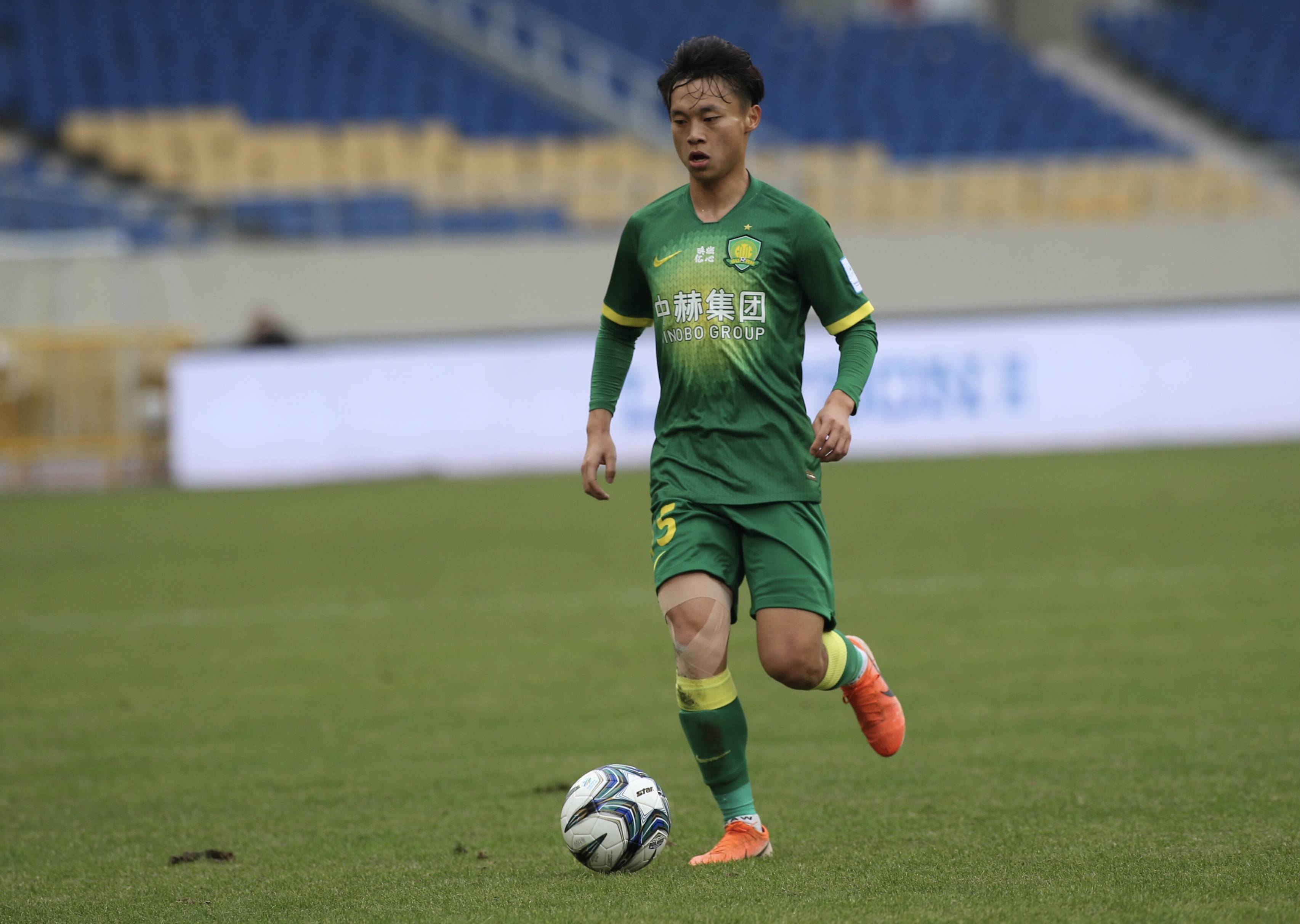 高清:足协杯国安0-3卓尔 董学升破门全队庆祝