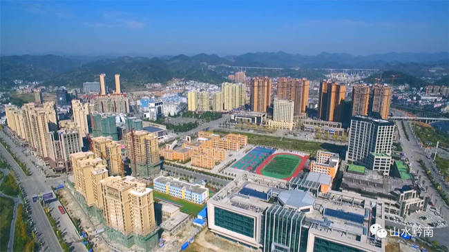 平塘县城航拍图