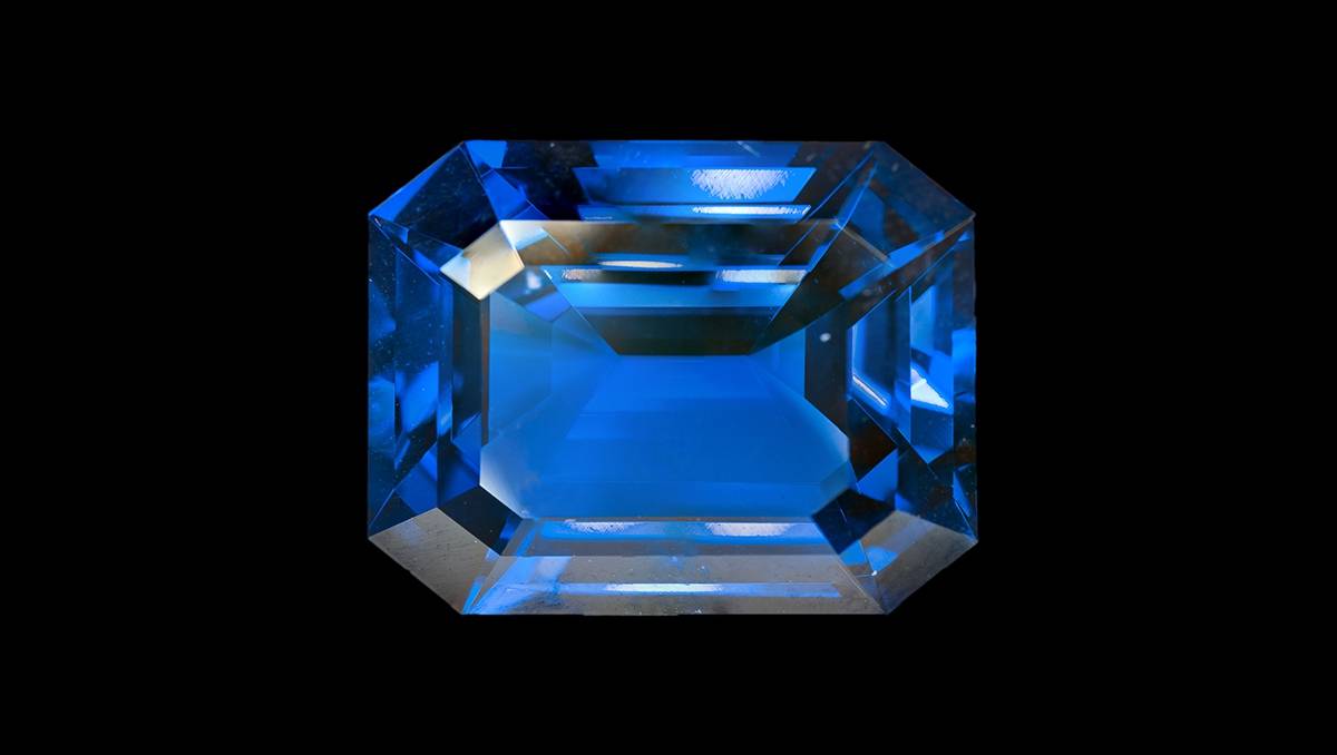 梵克雅宝珍贵宝石展追溯矿石到珠宝的迷人过程