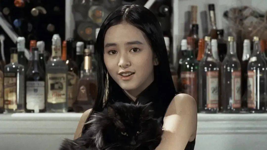 港圈萝莉鼻祖,一手好牌打烂,曾被林志颖追求,却成豪门怨妇_叶蕴仪