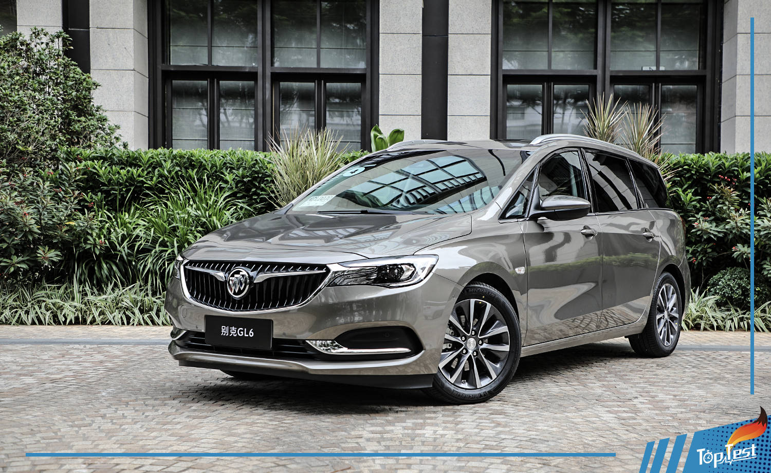 拥抱轻混技术/提升智能体验 试驾2021款别克gl6