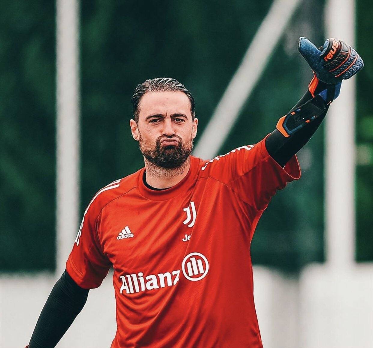 官方:内德维德,帕拉蒂奇遭停赛