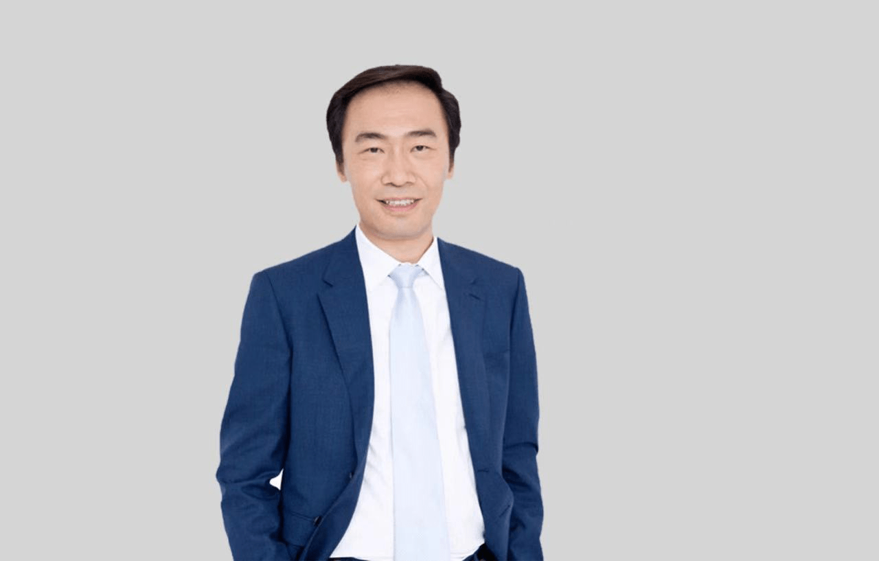 坚定极客邓峰_邓锋