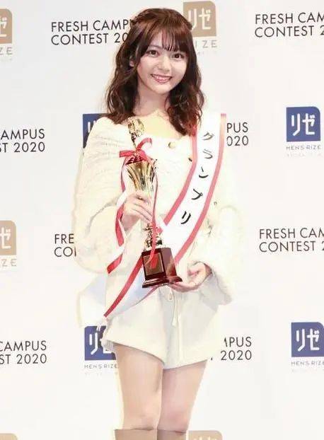 日本最可爱的女生石川真美雪肤娇嫩颜值略逊色上届冠军