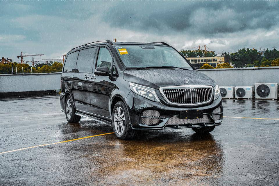 奔驰vs880 9速至尊版 极致速度体验 引领驾驶新风尚_手机搜狐网