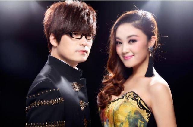 他俩搭档23年未变夫妻如今一个年入千万另一个却负债累累