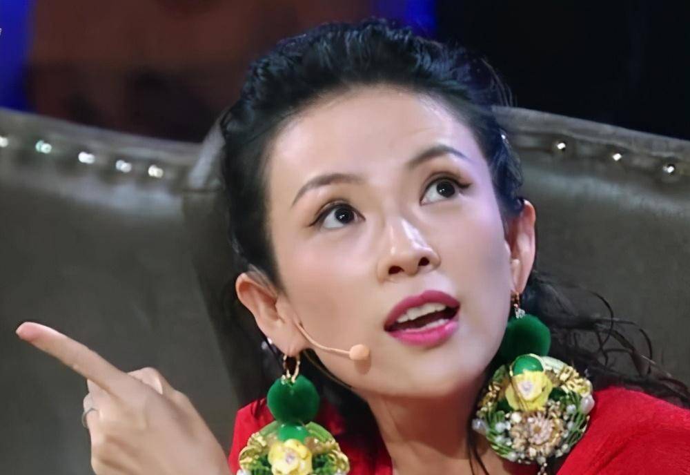但就像《演员请就位2》中各位导演接连"翻车",当时的导师章子怡也