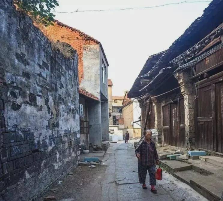 游在江夏这座黄金水道上的金口古镇美了一千年