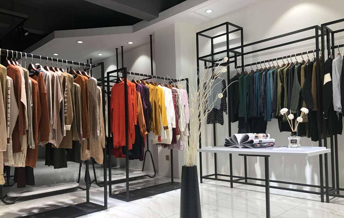 原价两百的羊毛衫降价卖几十两个月清完所有库存老板净赚50万