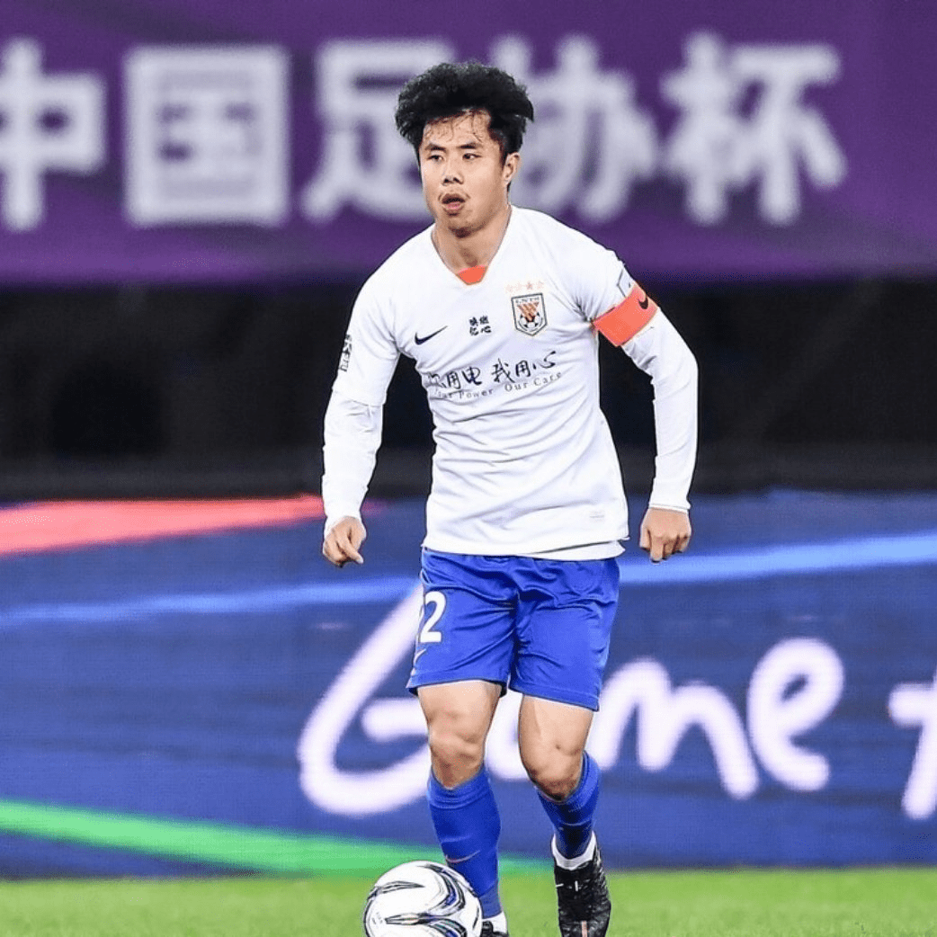 莱万不给死敌投票c罗梅西有意思蒿俊闵的选择更合理