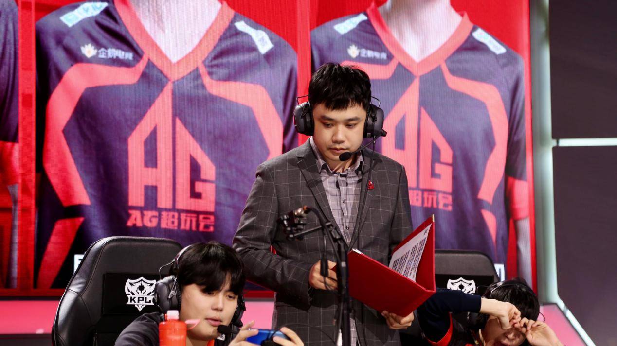 kpl:月光口号白喊了!一诺状态成迷,汤汤阿泽全场隐形